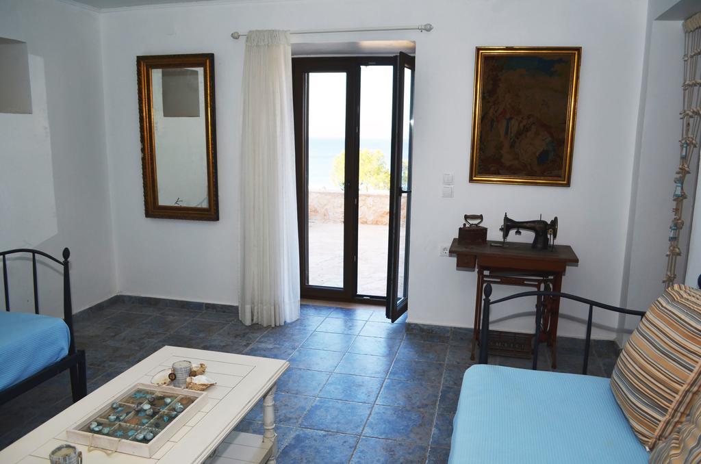 Villa Romanza Beach Villa Chalki Town Phòng bức ảnh